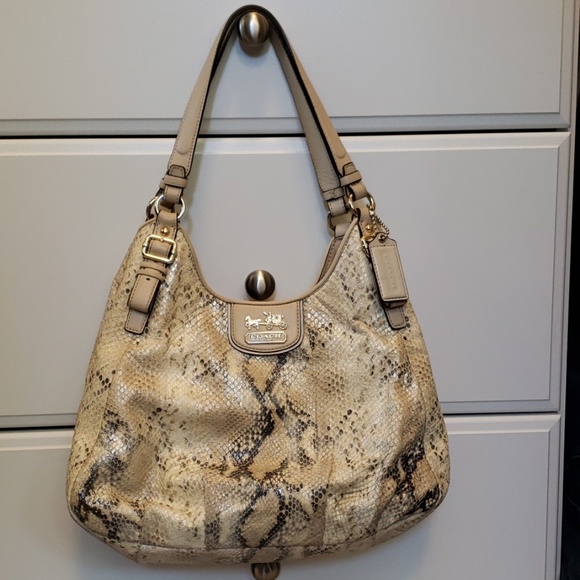 Coach purse - Picture 1 of 8